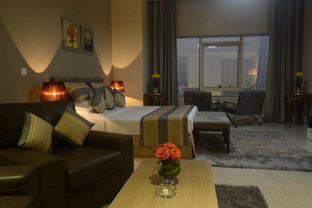 Magnum Hotel & Suites West Bay Doha Ngoại thất bức ảnh